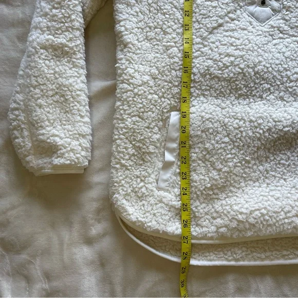Cream Sherpa Pullover size Medium - Picture 8 of 14